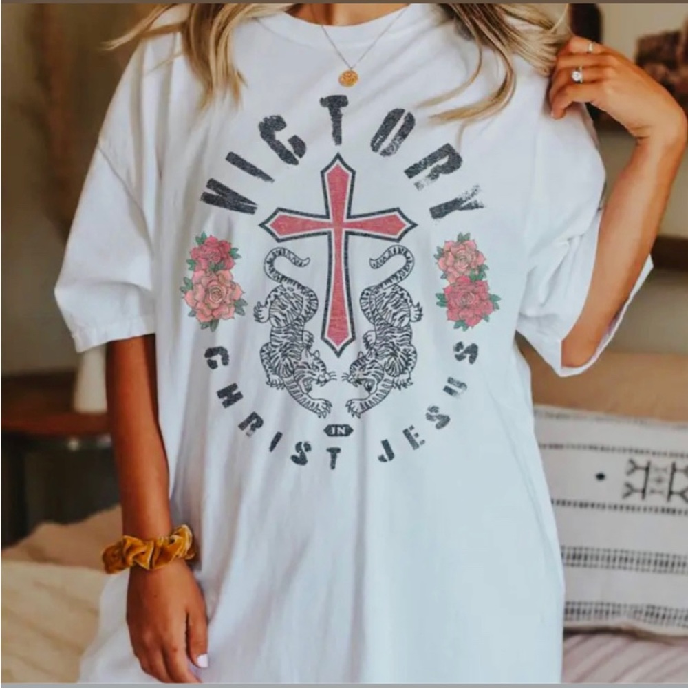 Victory in Jesus Christ T-shirt